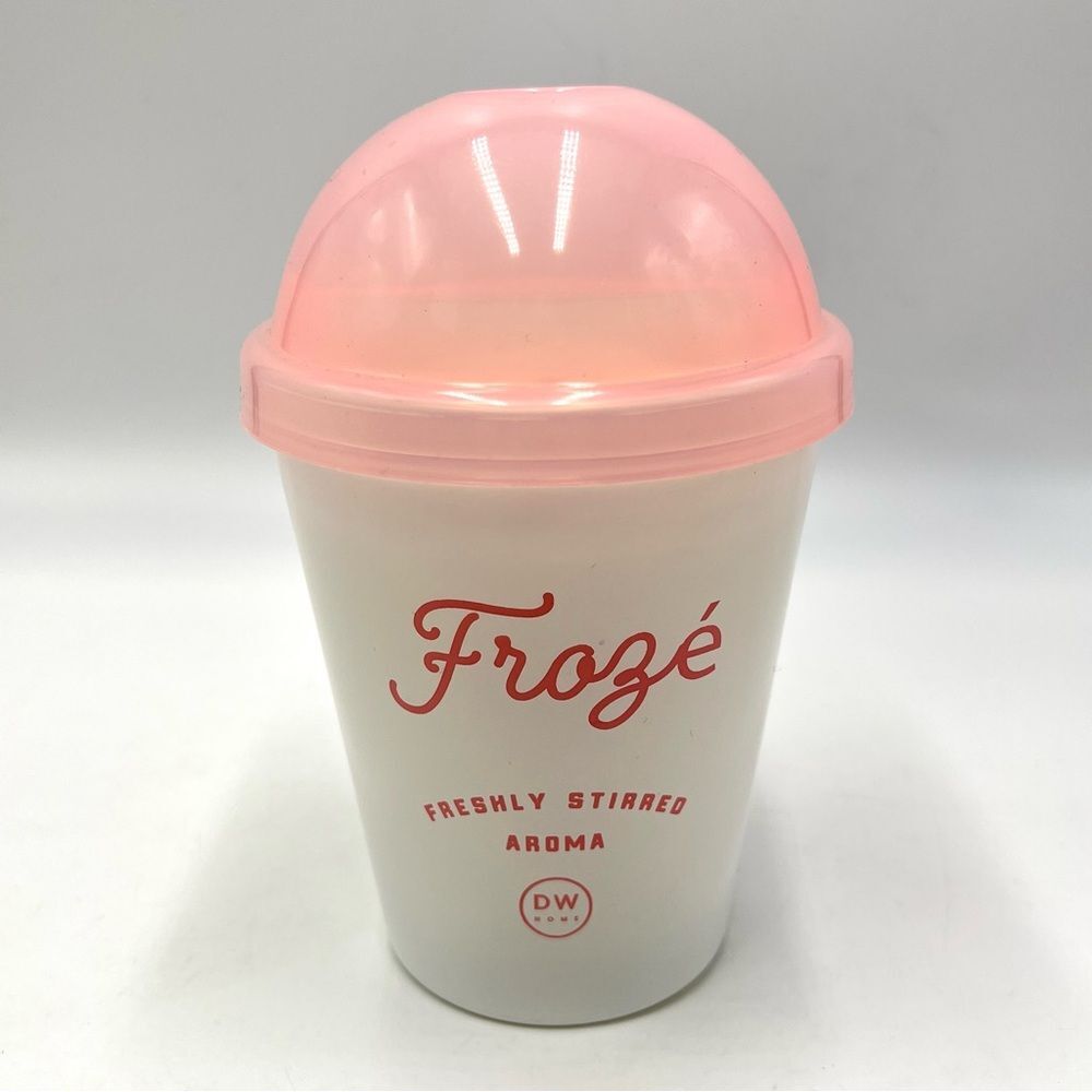 DW Home Froze Cup Pink White Candle 11.2 OZ 33 HR Richly Scented Single Wick NEW
